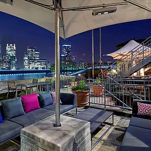 Hotel Doubletree By Hilton - Docklands Riverside, Londýn